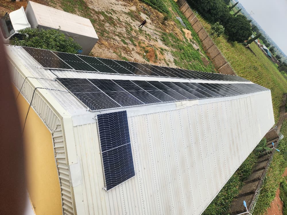 162kWp C&I Solar PV System with 150kW Inverter Capacity and 215kWh HV Battery Storage — photo 4